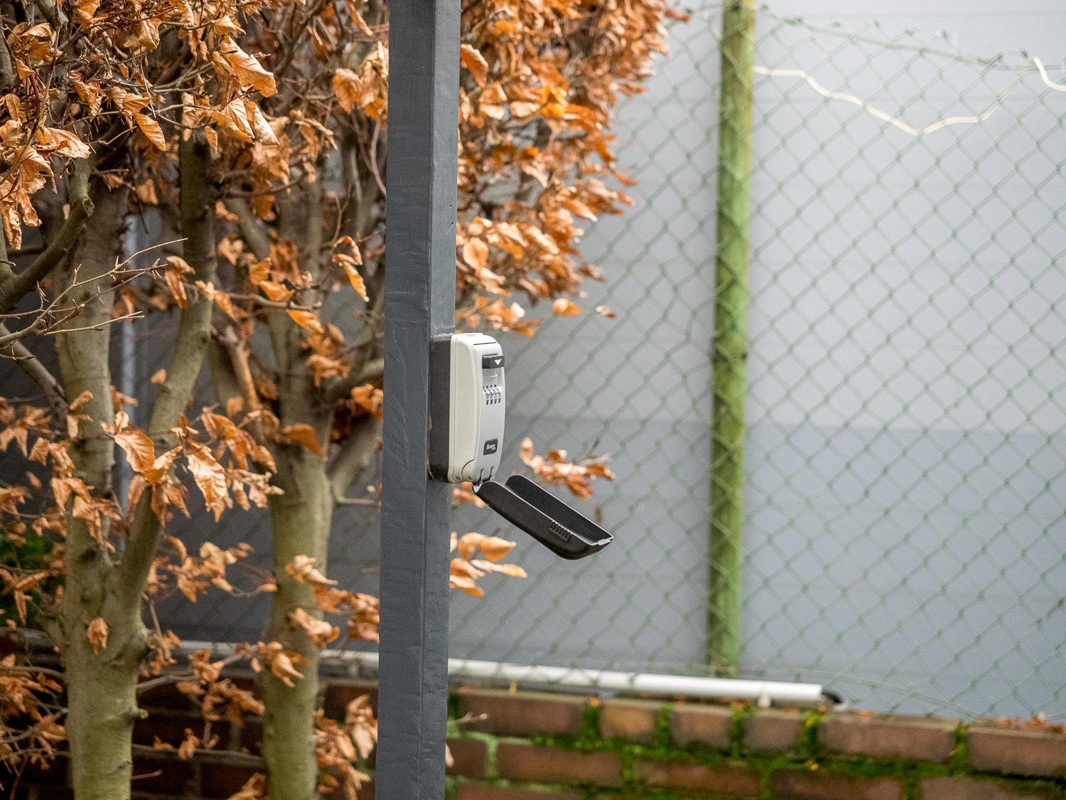 Tiny House In Duisburg By Junik Apartments Exteriör bild